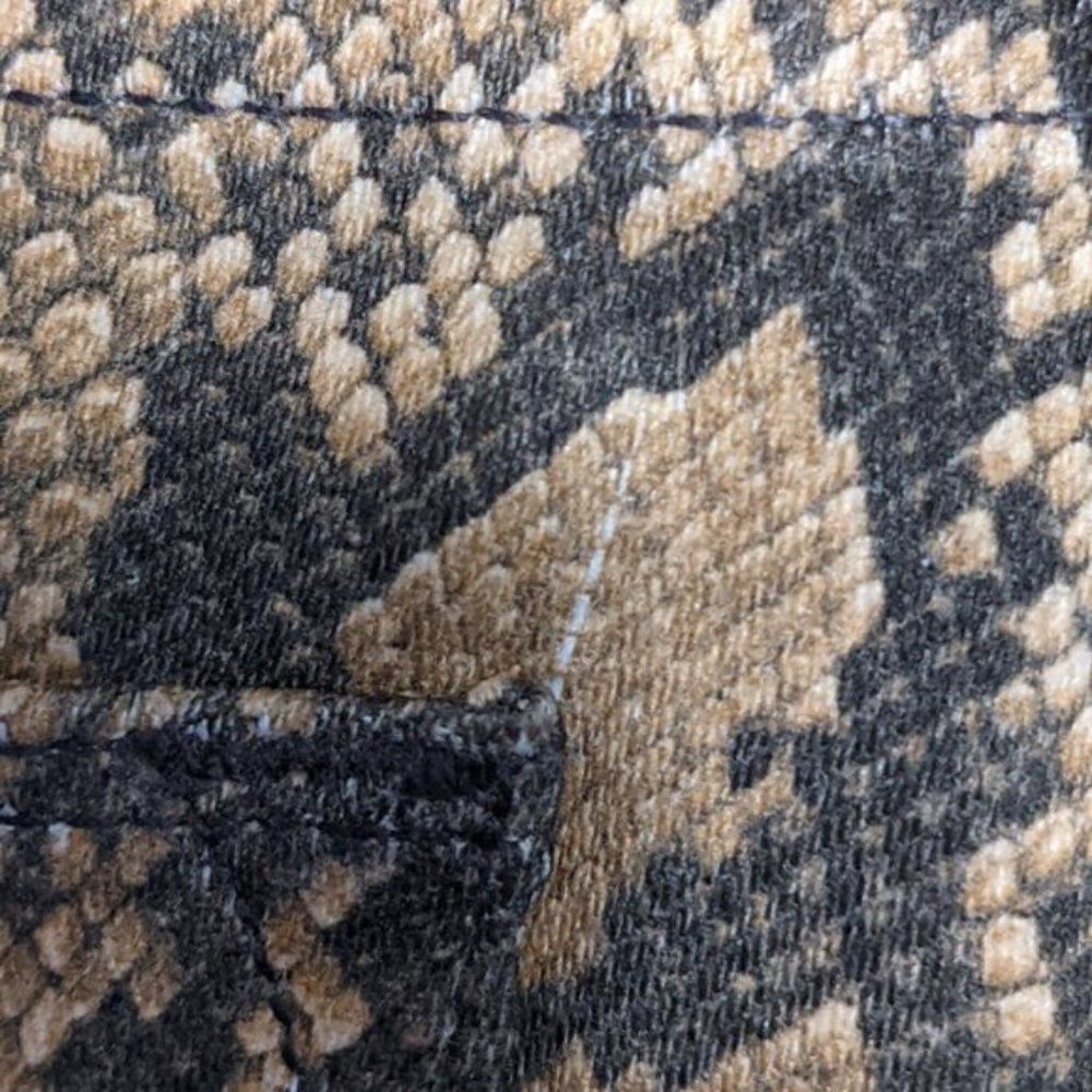 Frame | Le High Skinny Crop In Coated Python - Picture 7 of 9